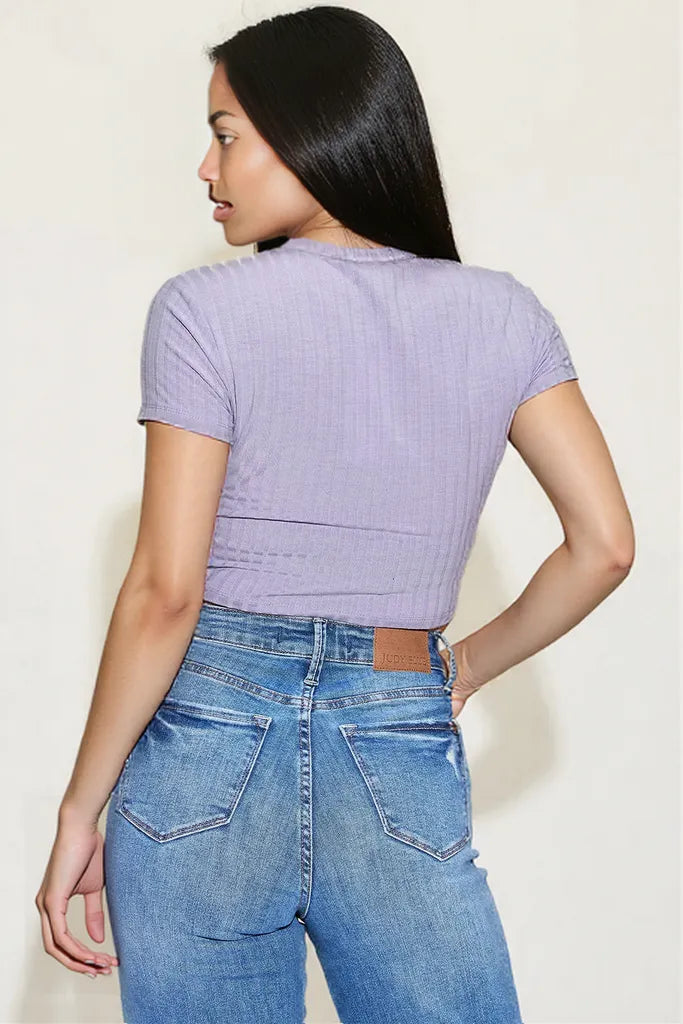 Basic Bae Full Size Ribbed Round Neck Short Sleeve T-Shirt