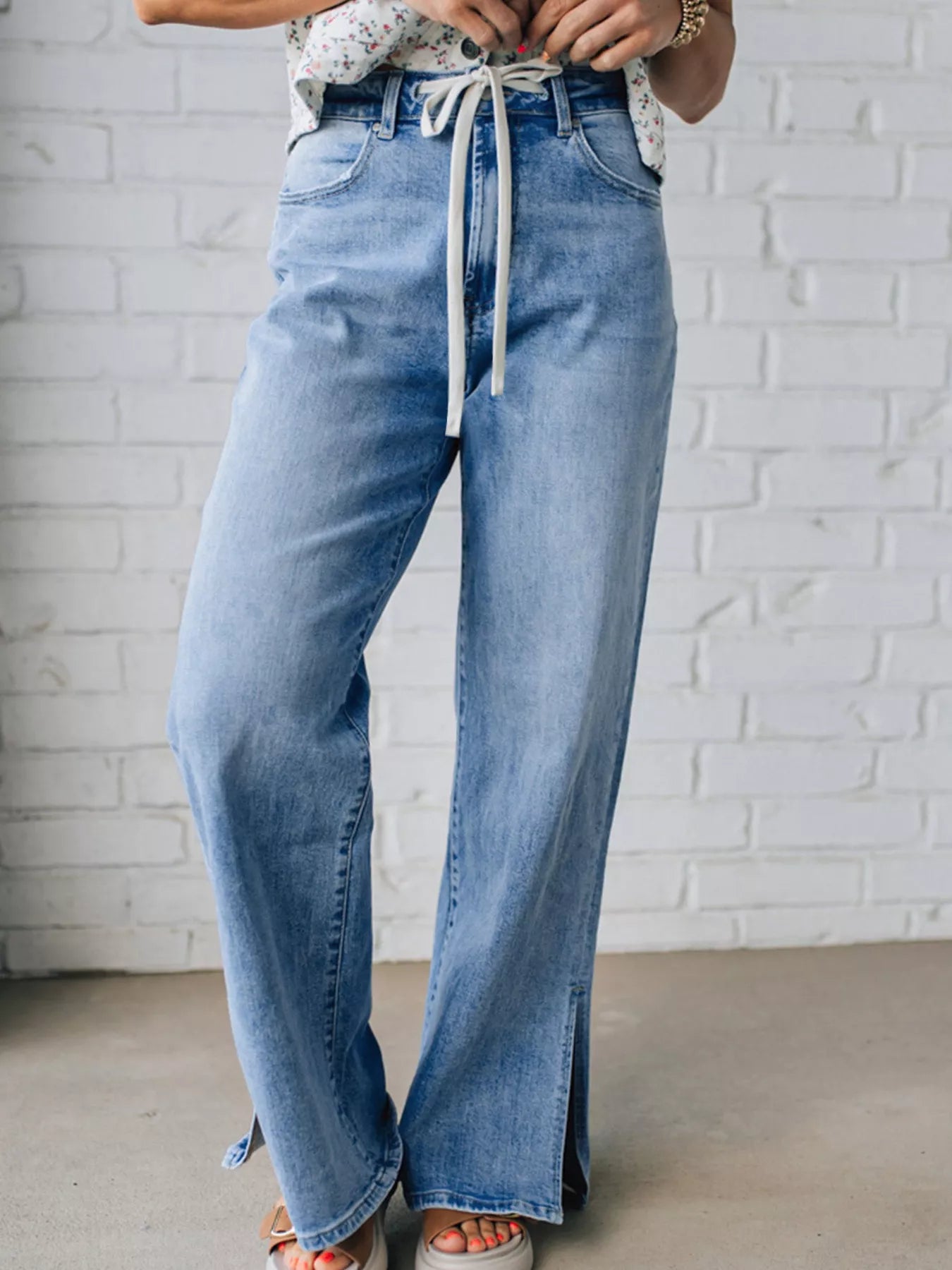 Slit Wide Leg Jeans Medium