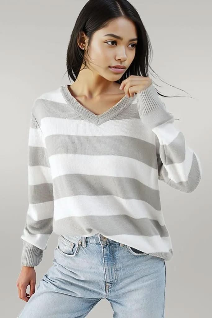 Leopard V-Neck Long Sleeve Sweater