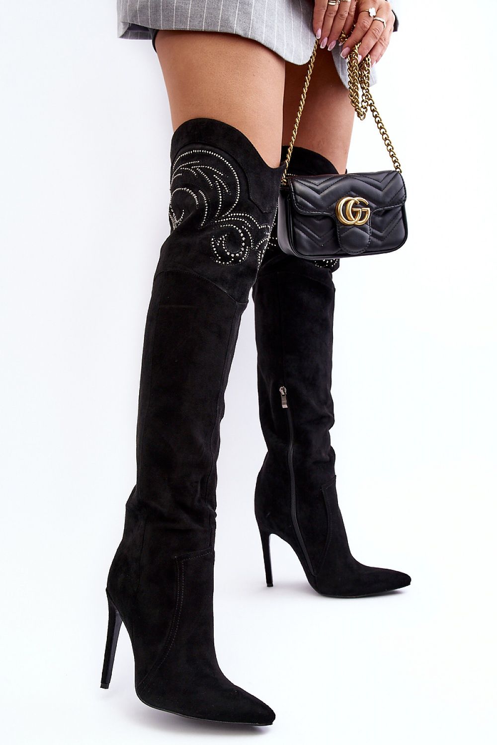 Step in style Women's boots with a high upper behind the knee black