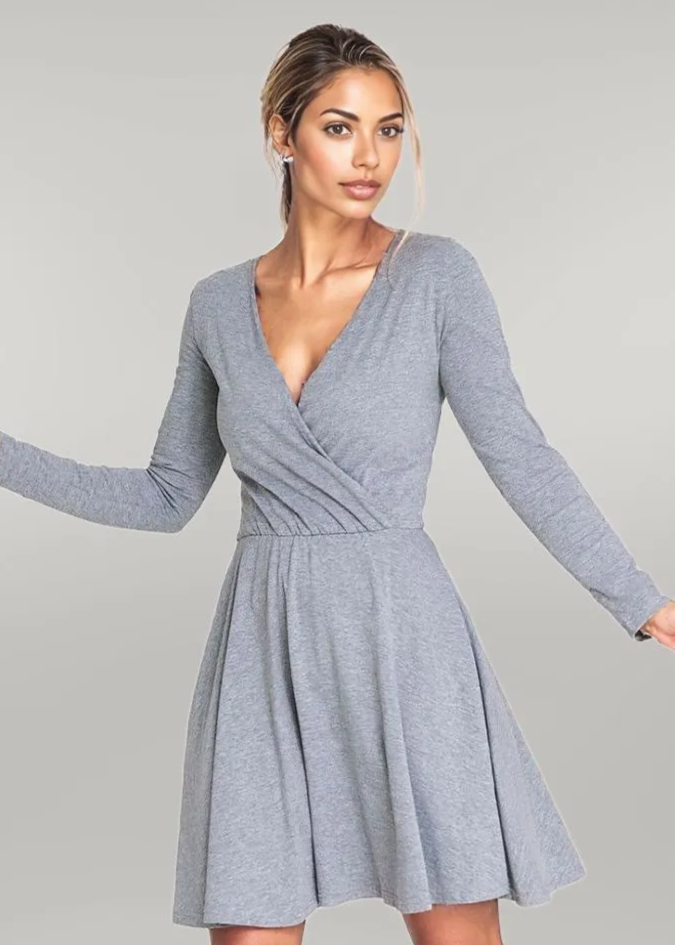 Cotton dress with long sleeves