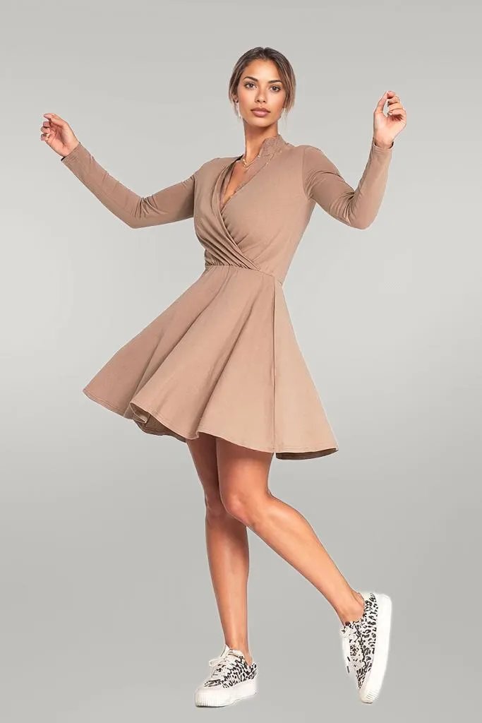 Cotton dress with long sleeves
