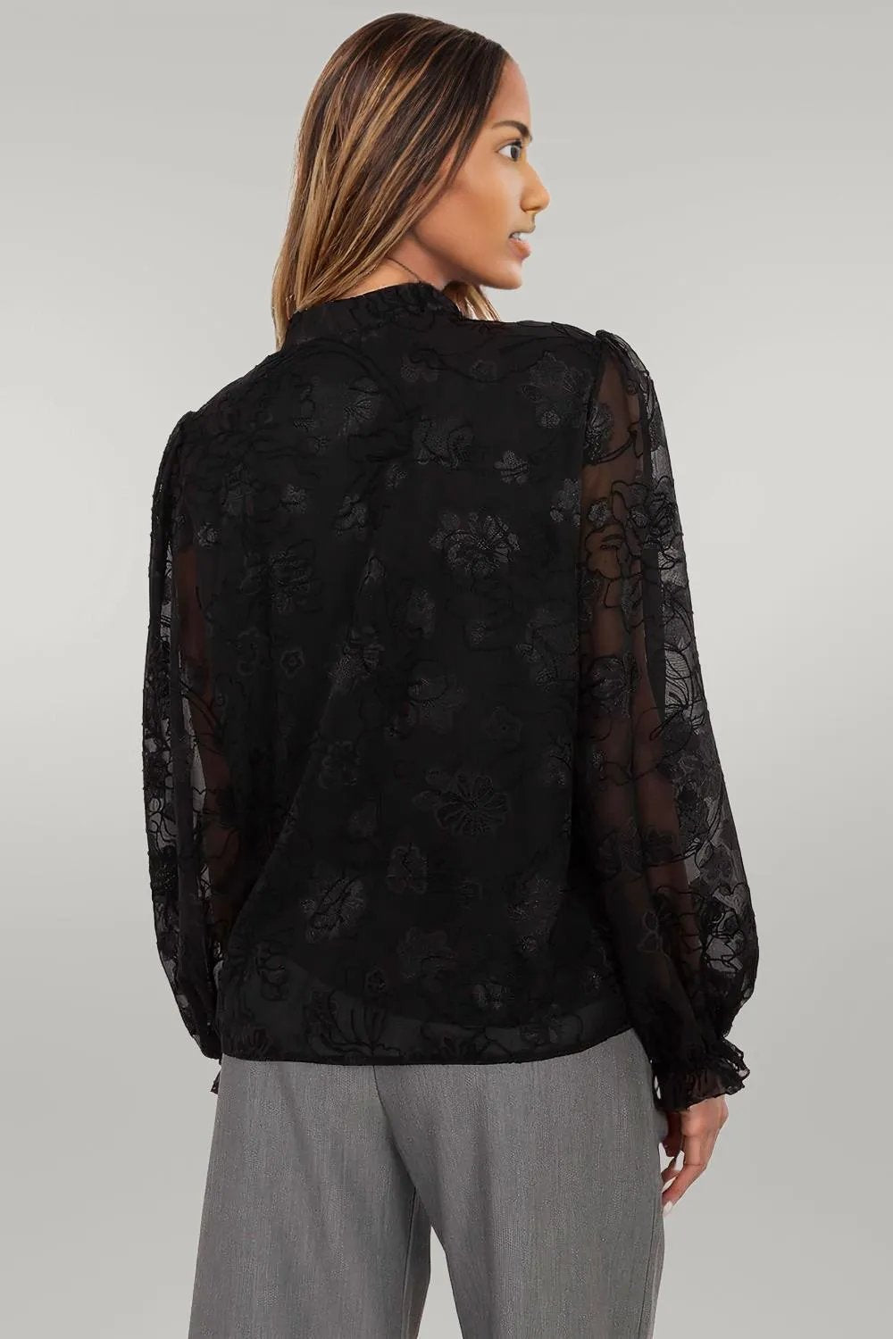Classic subtle decorative embroidery Long sleeve shirt