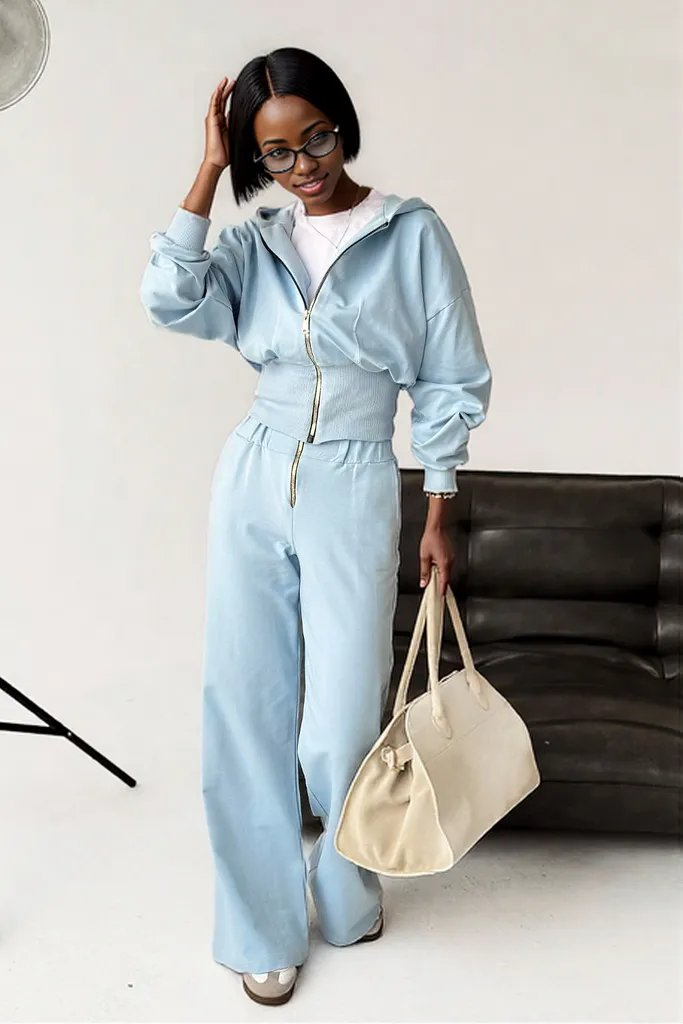 MADMAX in light blue blue