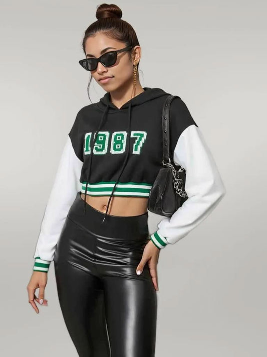 1987 Graphic Cropped Hoodie Black