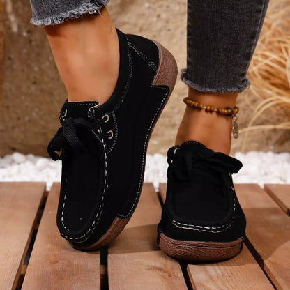 Round Toe Lace Up Sneakers Black