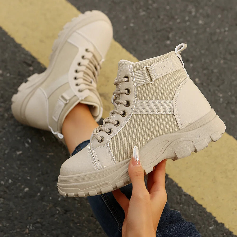 Dodgy Round-Toe Lace-Up Boots