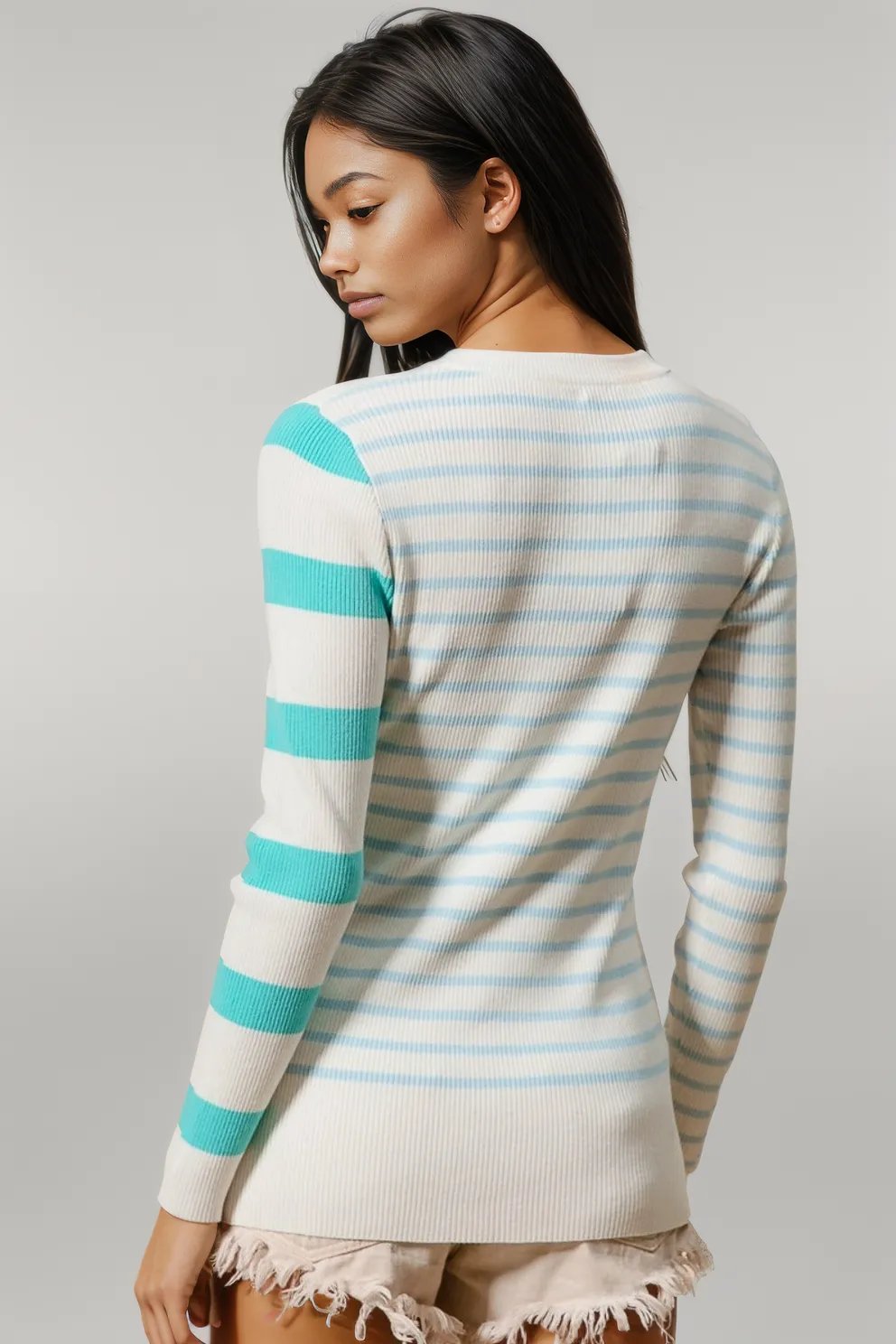 BiBi Contrast Striped Asymmetrical Hem Knit Top