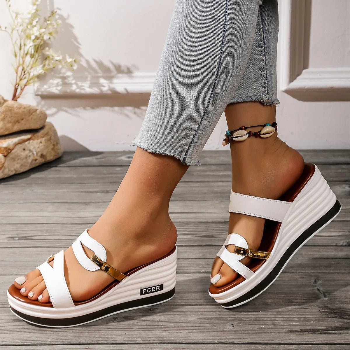 Casual Platform Strappy Wedge Sandals