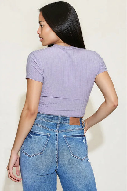 Basic Bae Full Size Ribbed Round Neck Short Sleeve T-Shirt