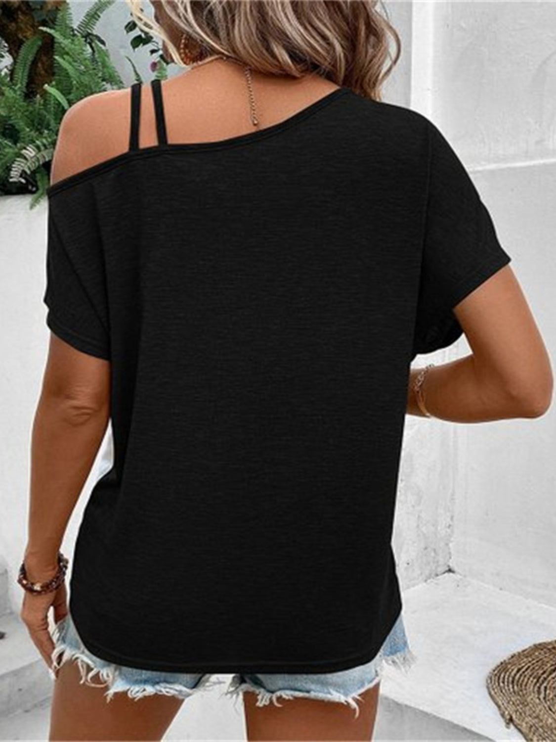 Contrast Asymmetrical Neck Short Sleeve