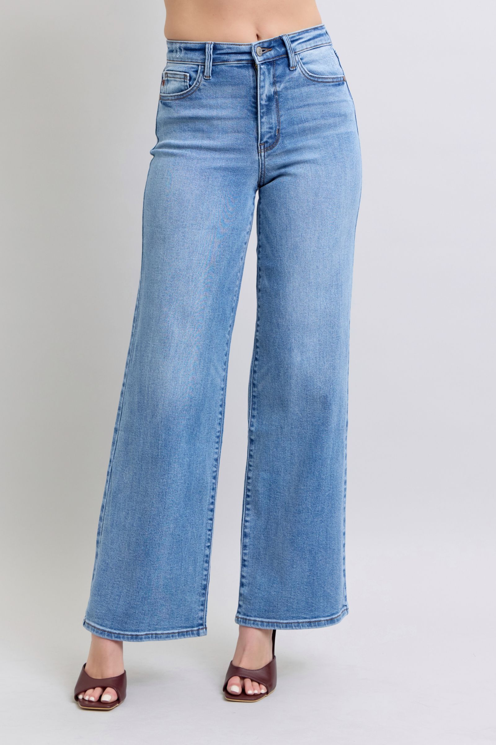 Judy Blue Full Size Wide Leg Jeans with Pockets Medium