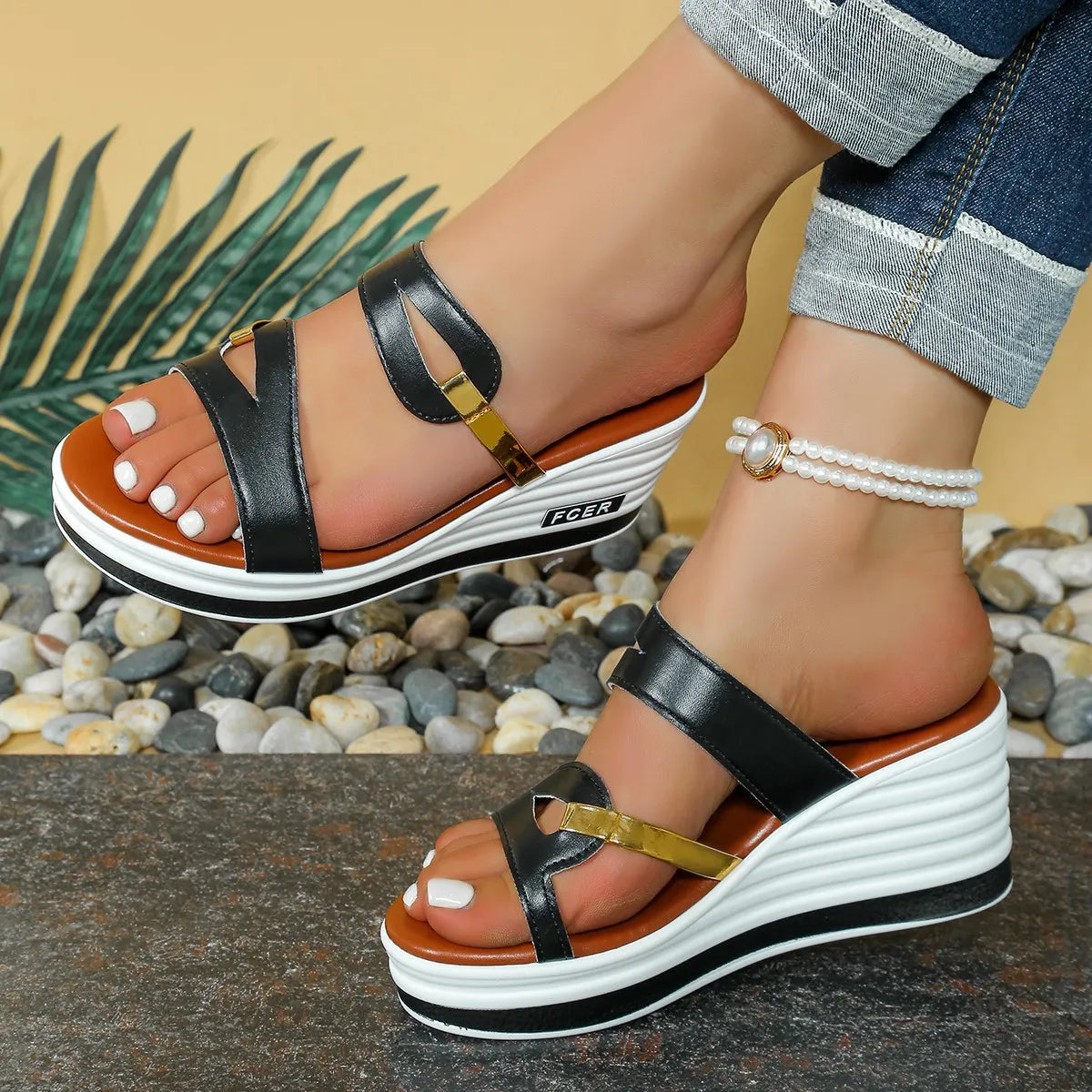 Casual Platform Strappy Wedge Sandals Black