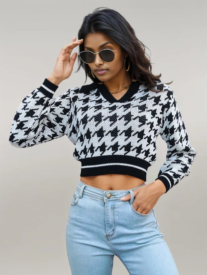 Houndstooth Johnny Collar Cropped Sweater Black