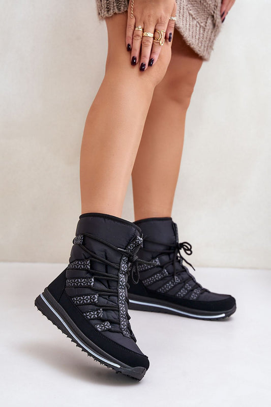 Step in style strap women snow boots black