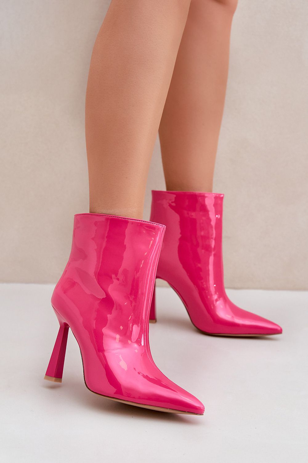 Step in style high-heeled patent ankle boots pink