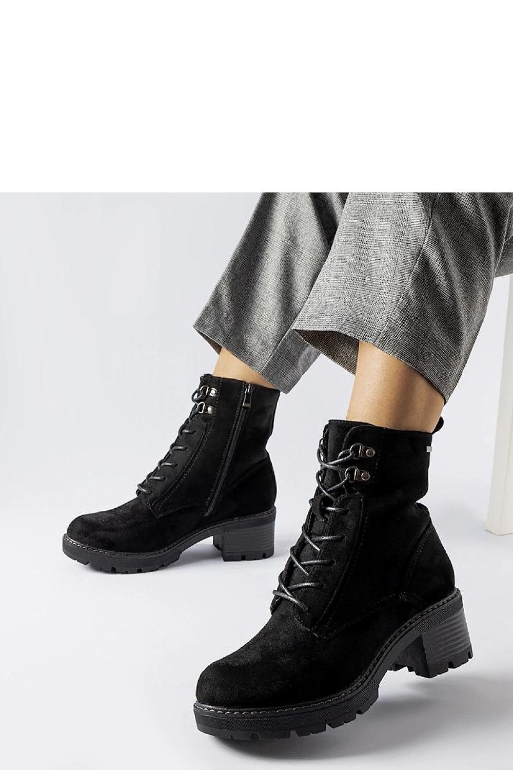 Black tied block boots Clementina - Shoes & Bags/Women's Shoes - Solea - EU 41 | US 10.5 - 205852_1186682