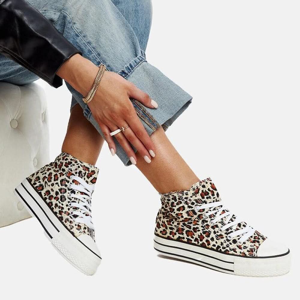 Orange High-top sneakers in leopard print with a thick sole sneakers