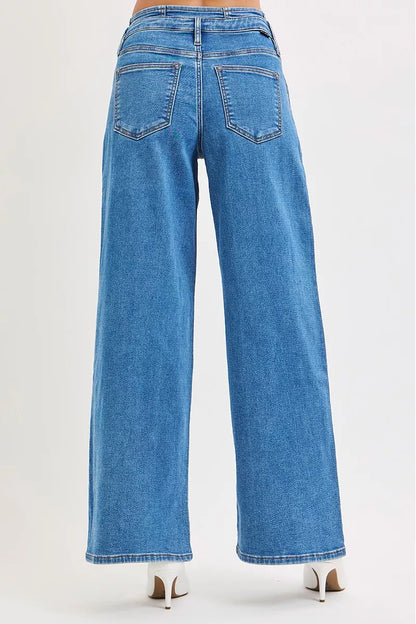 RISEN Full Size Mid Rise Fit Wide Leg with Pleated Detail Jeans Plus Size MEDIUM