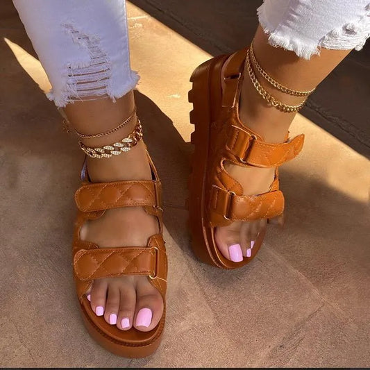 Round Toe Platform Sandals Brown